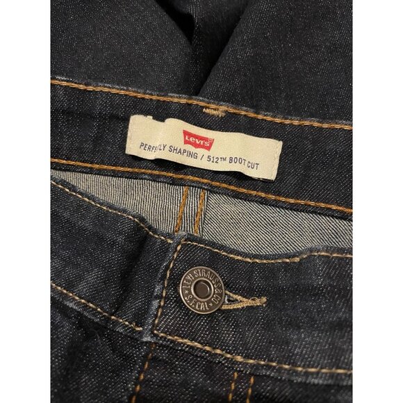 Levi’s Perfectly Shaping 512 Bootcut Plus Size Jeans - Picture 6 of 7